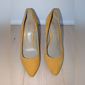 Aldo Mustard Yellow Suede Heels
